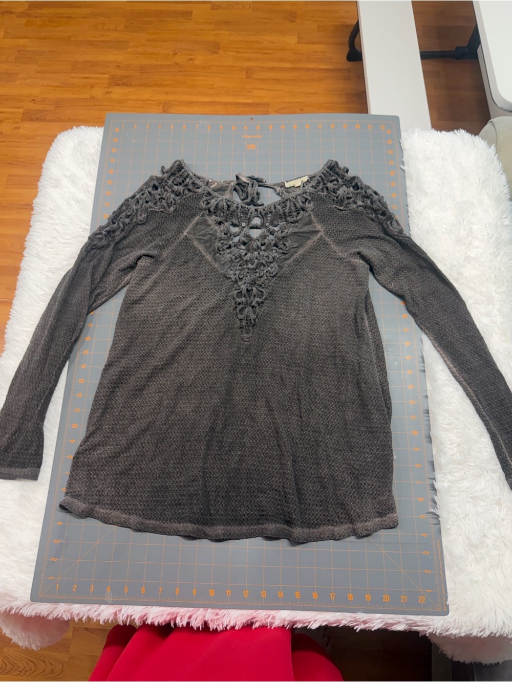 Women’s Gray Crochet Yoke Long-Sleeve Top L has some spots